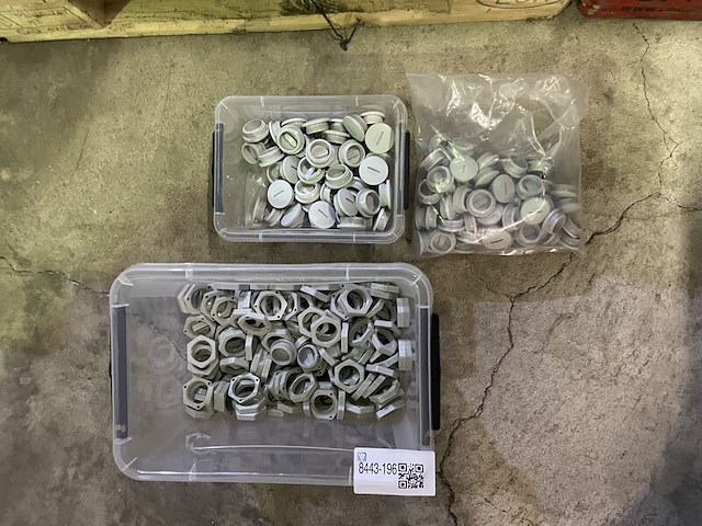 2x bak met schroef aansluitingen - afbeelding 3 van  3