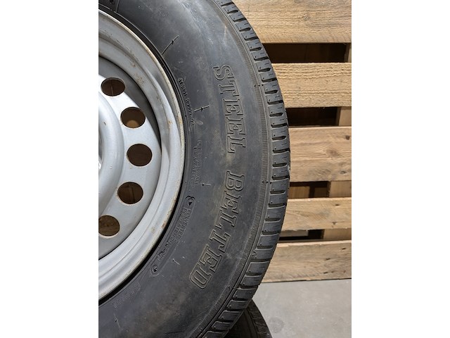 2x band, gt-radial, maxmiler 195r14c 106/104n 8pr lt - afbeelding 4 van  8
