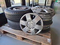 2x band op velg met 2x velg hifly, all transit - afbeelding 1 van  8