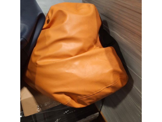 2x bank, 2x fauteuil en 2x televisiemeubel, o.a ikea - afbeelding 6 van  8
