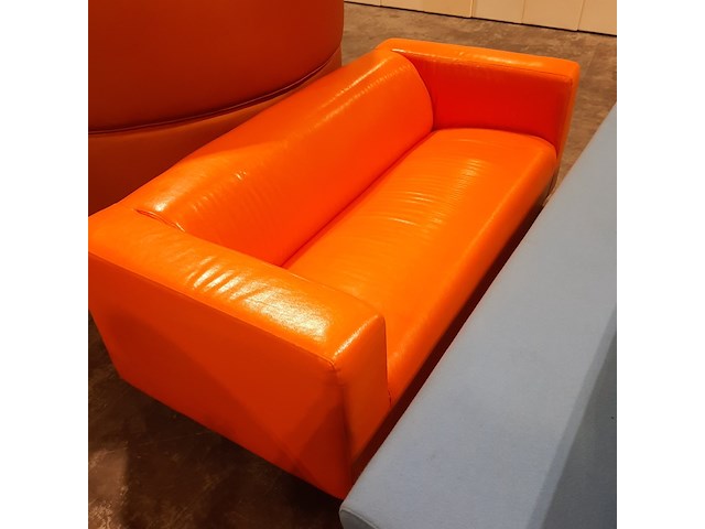 2x bank en 1x cirkelbank - afbeelding 9 van  10