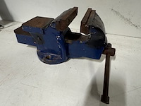 2x bankschroef, bandschuurmachine en multitool - afbeelding 9 van  11