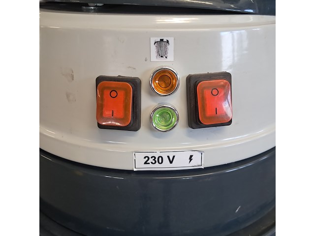 2x bedrijf stofzuigers enb1x ruggedragen stofzuiger, delfin, numatic, mtl501wd-009 en - afbeelding 14 van  25
