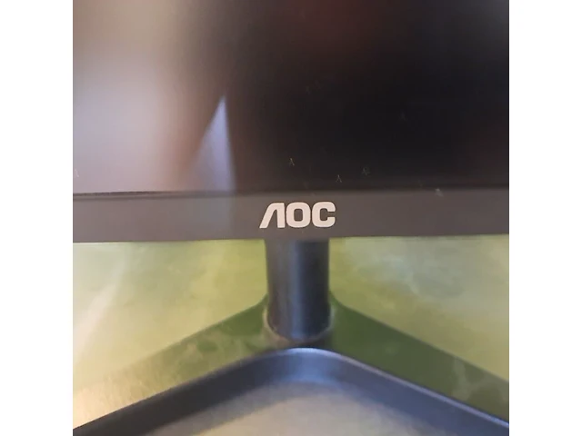 2x beeldscherm & 1x tv, aoc, samsung - afbeelding 9 van  16