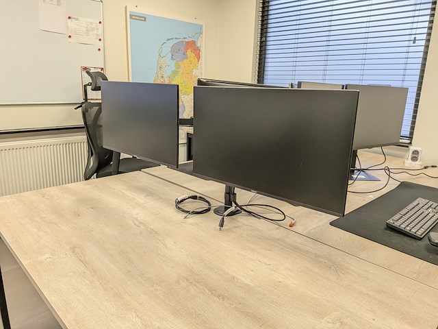 2x beeldscherm full hd philips, 24e1n11, bouwjaar 2024 - afbeelding 2 van  6