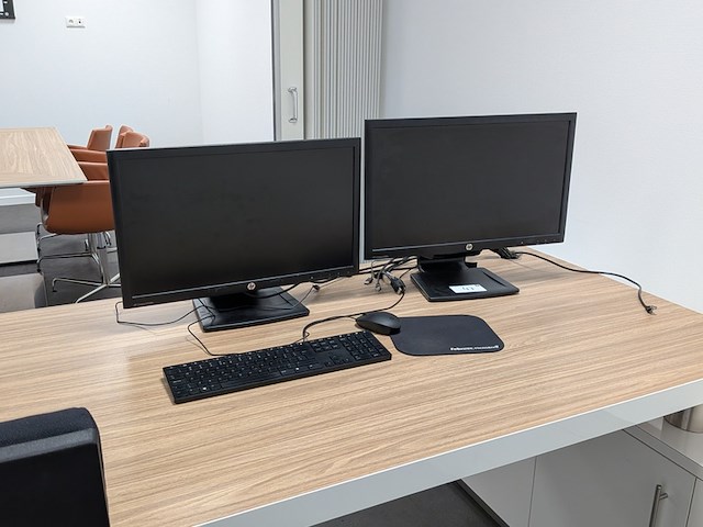 2x beeldscherm hp - afbeelding 1 van  9