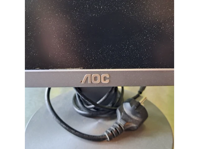 2x beeldscherm, inc muis & toetsenbord, logitech, dell, aoc - afbeelding 8 van  14