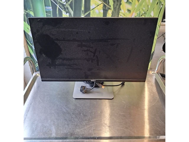 2x beeldscherm, inc muis & toetsenbord, logitech, dell, aoc - afbeelding 11 van  14