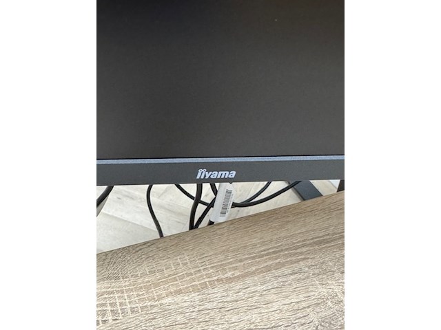 2x beeldscherm quad hd op arm, xub2796qsu - afbeelding 2 van  4