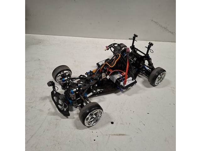2x bestuurbare auto, o.a. etronix - afbeelding 3 van  5