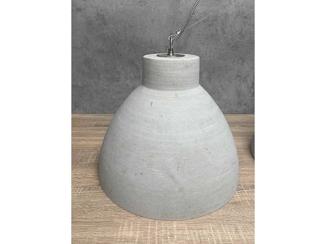 2x betonlook hanglamp ø43 - afbeelding 3 van  10