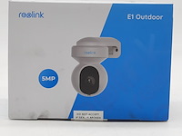 2x beveiligingscamera, reolink, e1 outdoor - afbeelding 1 van  2
