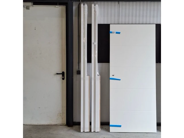2x binnendeur kozijn, sakol, meranti | gegrond | stompe deur - afbeelding 2 van  5