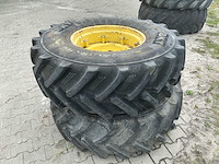 2x bkt 480/85 r26 tractorwielen met 26" stalen 10-gats velgen - afbeelding 1 van  10
