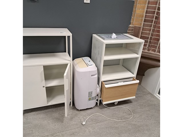 2x boekenkast met 1x airco unit - afbeelding 2 van  8