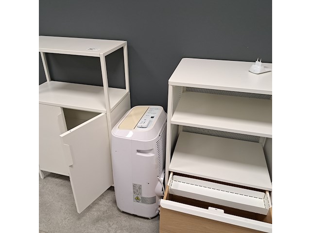 2x boekenkast met 1x airco unit - afbeelding 5 van  8