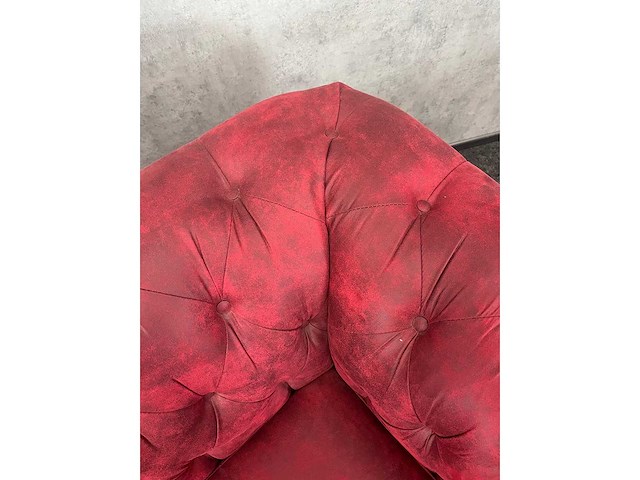 2x bordeauxrode gecapitonneerde sofa - afbeelding 12 van  14