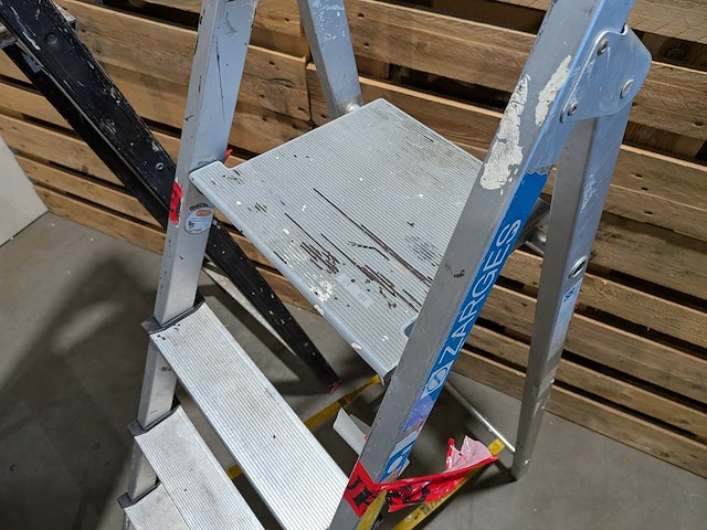 2x bordestrap, o.a. zagres - afbeelding 4 van  6