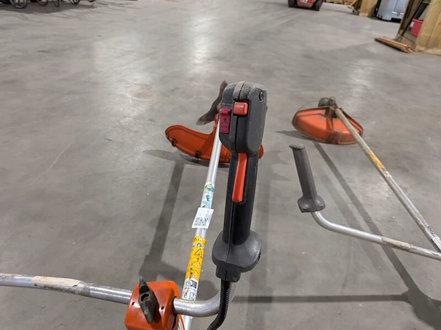 2x bosmaaier husqvarna - afbeelding 5 van  13