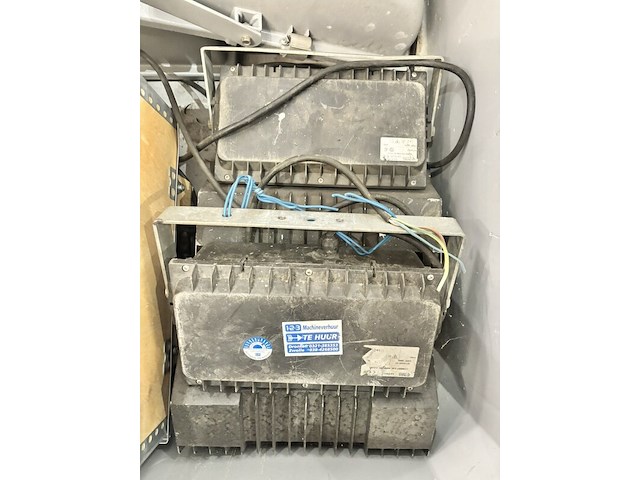 2x bouwlamp, faeber lighting systems, combat e40, 2000 - afbeelding 1 van  4