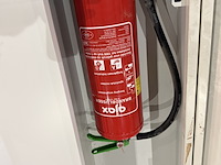 2x brandkast met haspel en brandblusser (6 liter schuim), ajax - afbeelding 2 van  2