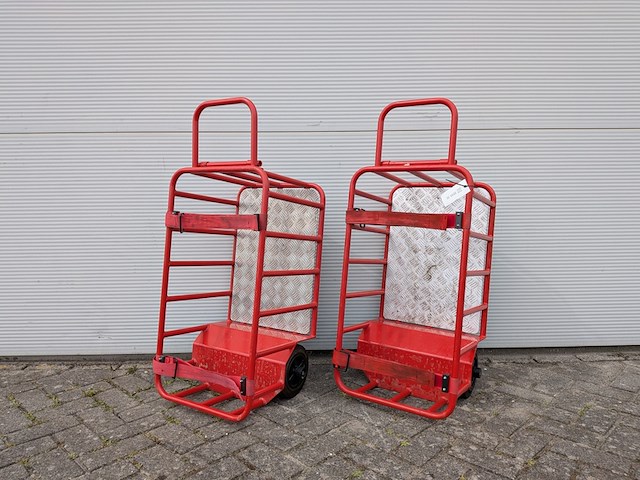 2x brandslangwagen - afbeelding 1 van  8