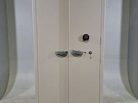 2x brandwerende kast