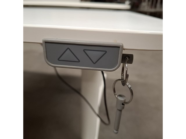 2x bureau elektrisch verstelbaar, ikea, wit - afbeelding 4 van  5