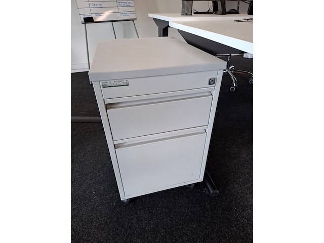 2x bureau met 2x bureaustoel - afbeelding 2 van  5