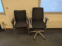 2x bureau met 3x bureaustoel en 3x stoel - afbeelding 3 van  5