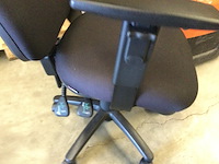 2x bureau stoelen met wielen, zwart - afbeelding 2 van  6