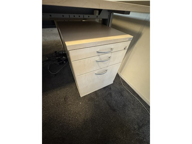 2x bureau - afbeelding 6 van  6