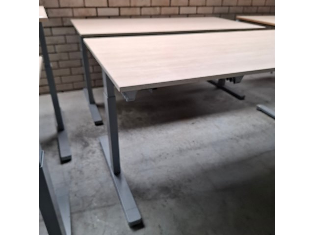 2x bureau - afbeelding 3 van  3
