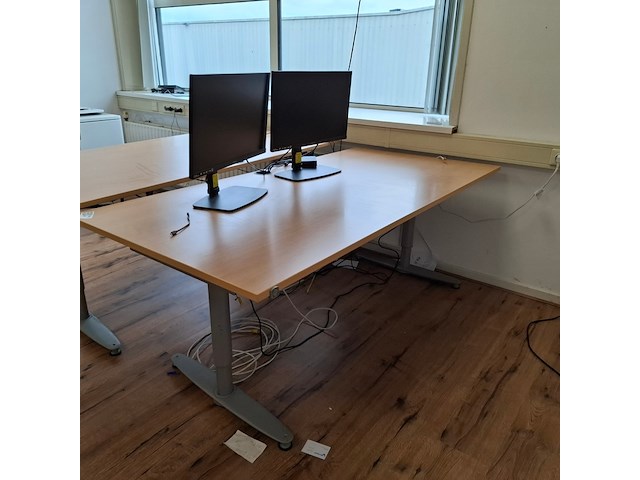2x bureau - afbeelding 4 van  5