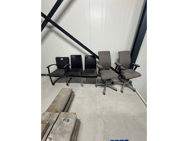 2x bureaustoel en 3x stoel hag credo - afbeelding 1 van  4