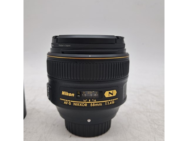 2x camera lens en 3x teleconverter, nikon, o.a. af-s micro nikkor 105mm 1:2.8g ed - afbeelding 11 van  13