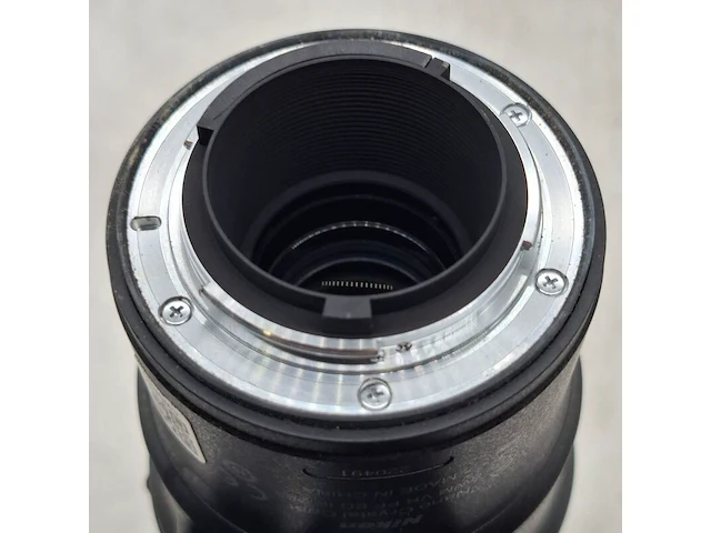 2x camera lens, nikkon, af-s nikkor 180-400mm 1:4e tc1:4 fl ed vr/af-s nikkor 500mm 1:5.6e pf ed - afbeelding 8 van  21