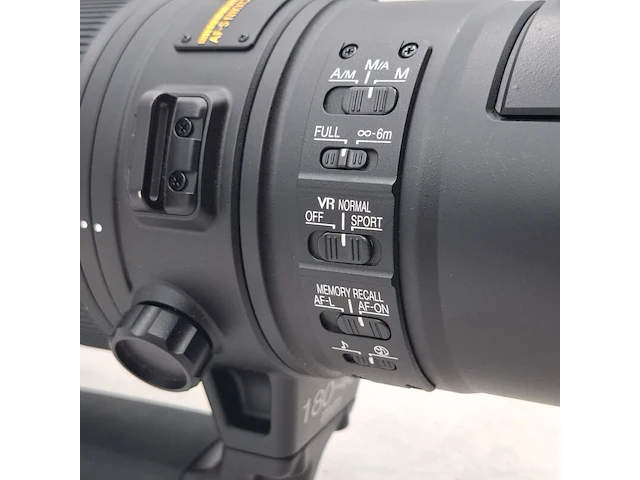 2x camera lens, nikkon, af-s nikkor 180-400mm 1:4e tc1:4 fl ed vr/af-s nikkor 500mm 1:5.6e pf ed - afbeelding 16 van  19