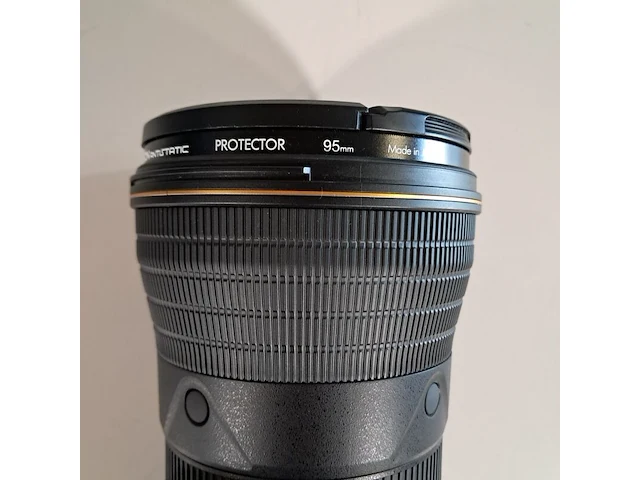 2x camera lens, nikon, o.a af-s nikkor 180-400mm 1:4e tc1.4 fl ed - afbeelding 2 van  23