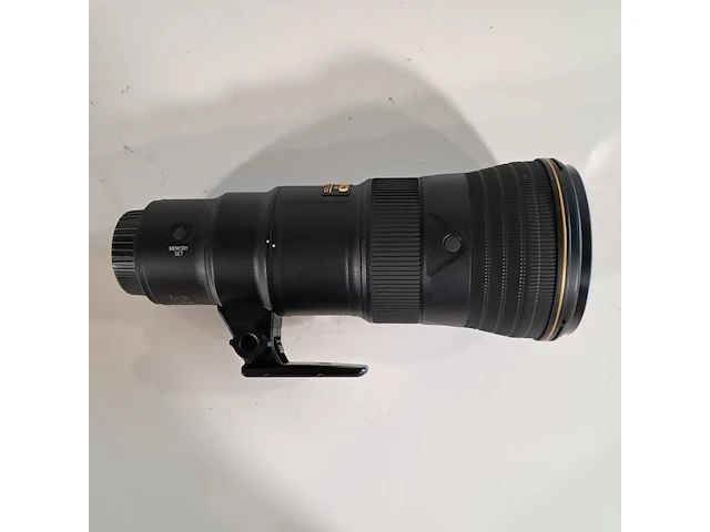 2x camera lens, nikon, o.a af-s nikkor 180-400mm 1:4e tc1.4 fl ed - afbeelding 17 van  18