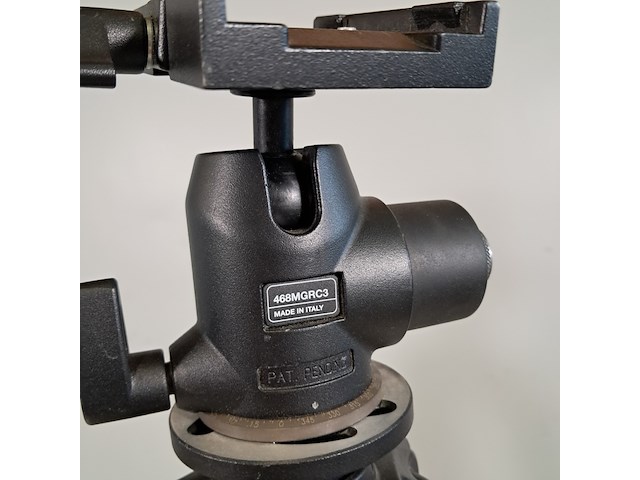 2x camera statief, manfrotto, o.a. mt057c4 - afbeelding 11 van  11