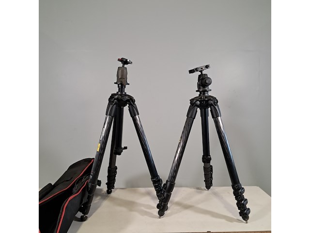 2x camera statief, manfrotto, o.a. mt057c4 - afbeelding 1 van  11