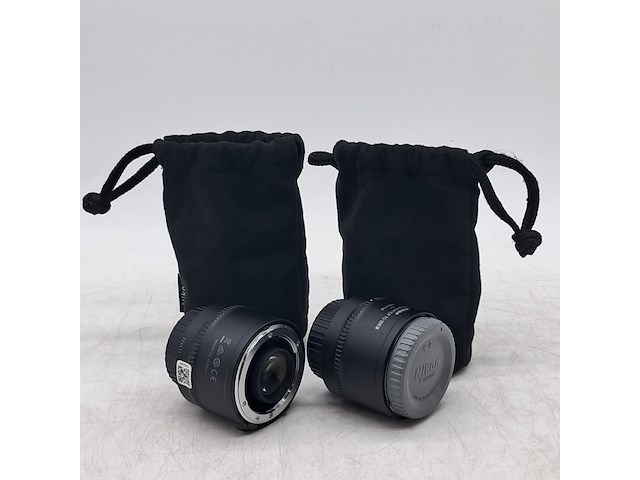 2x cameralens, nikon, o.a af-s teleconverter tc20e - afbeelding 1 van  9