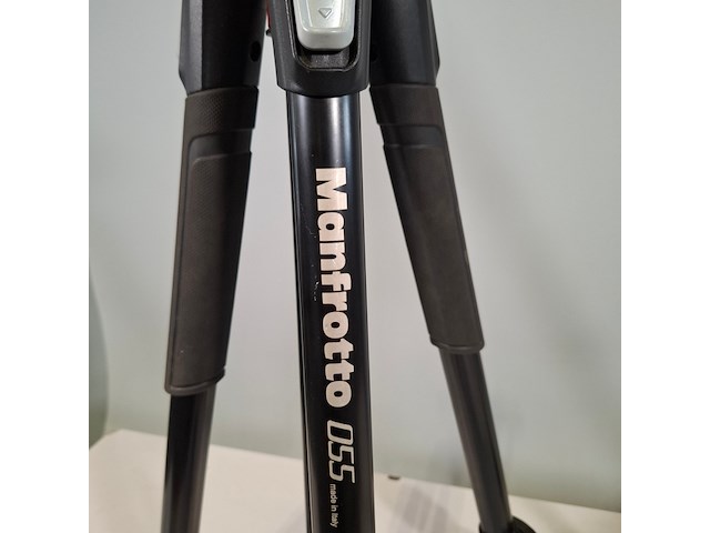 2x camerastatief, manfrotto, 055 - afbeelding 3 van  9