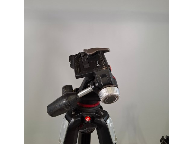 2x camerastatief, manfrotto, 055 - afbeelding 5 van  9