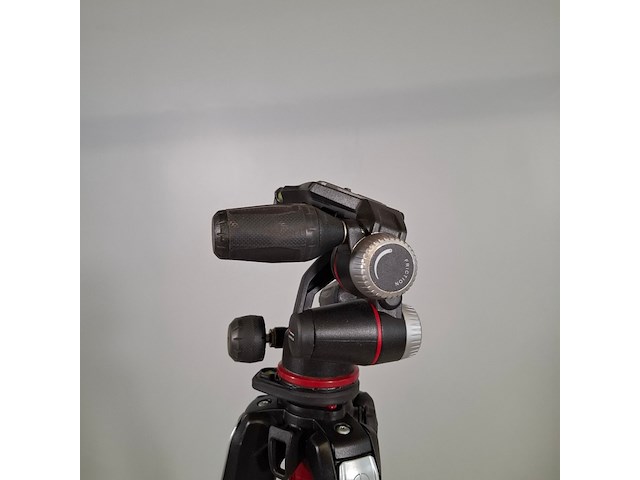 2x camerastatief, manfrotto, 055 - afbeelding 2 van  13