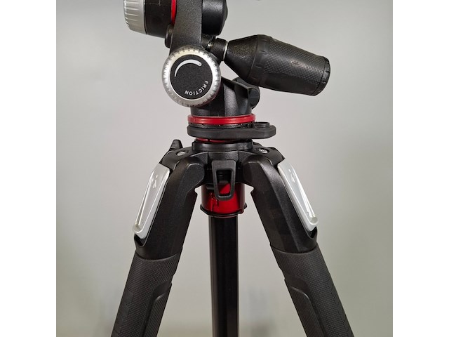 2x camerastatief, manfrotto, 055 - afbeelding 3 van  12
