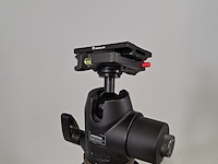 2x camerastatief, manfrotto, mt057c4 en model 190 - afbeelding 10 van  13