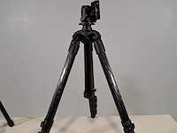 2x camerastatief, manfrotto, mt057c4 en model 190 - afbeelding 12 van  13