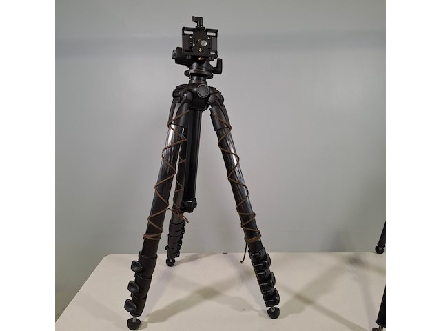 2x camerastatief, manfrotto, mt057c4 - afbeelding 3 van  10